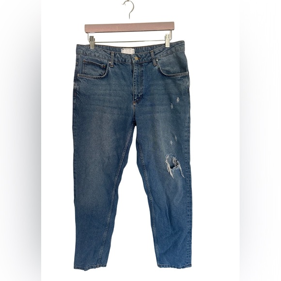 ASOS Other - ASOS DESIGN Men’s Distressed Blue Jeans – W34 L32 – EUC‎